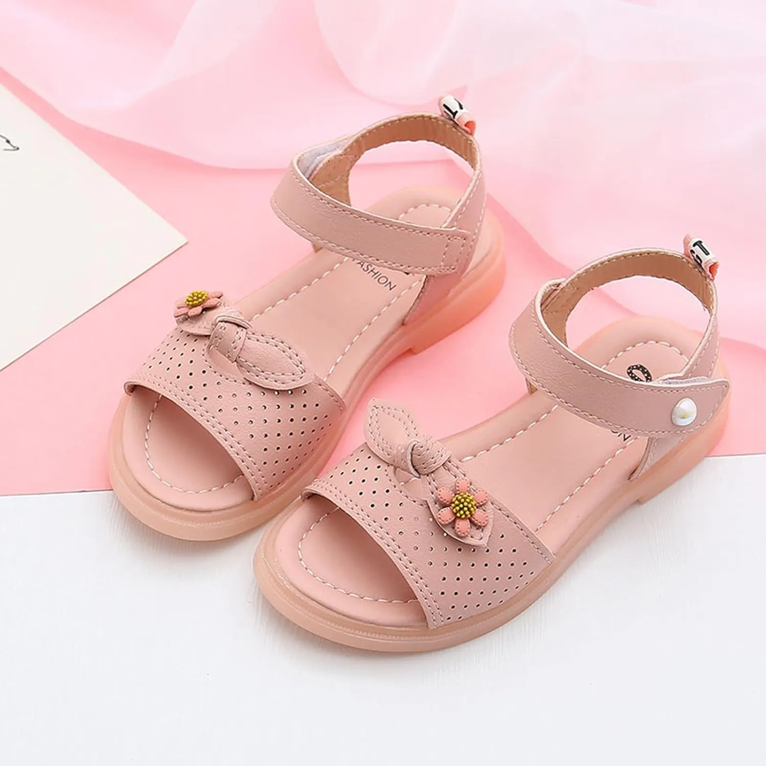 Girls Open Toe Soft Sole Flat Sandals 2025 Summer Comfortable Princess Outdoor Holiday Vacation Shoes for Kids
