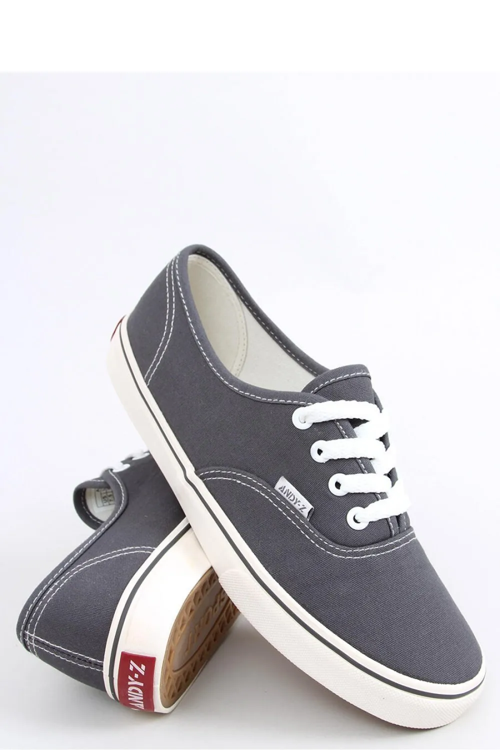 Sneakers model 162418 Inello